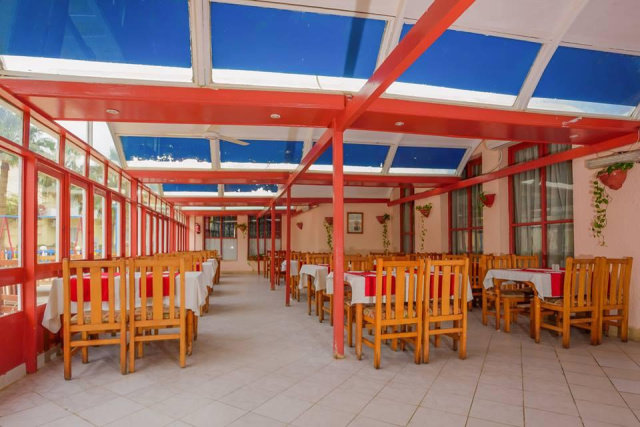 
EMPIRE BEACH HOTEL
