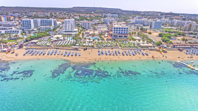
VRISSIANA BEACH
