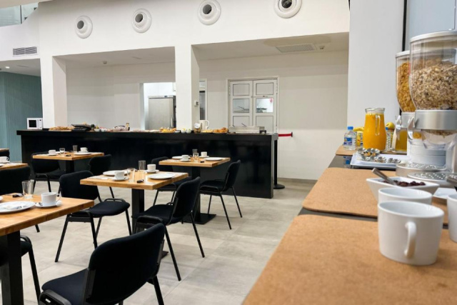 
Hotel MG Poniente

