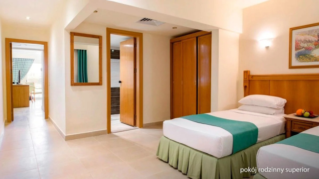 
Long Beach Resort
