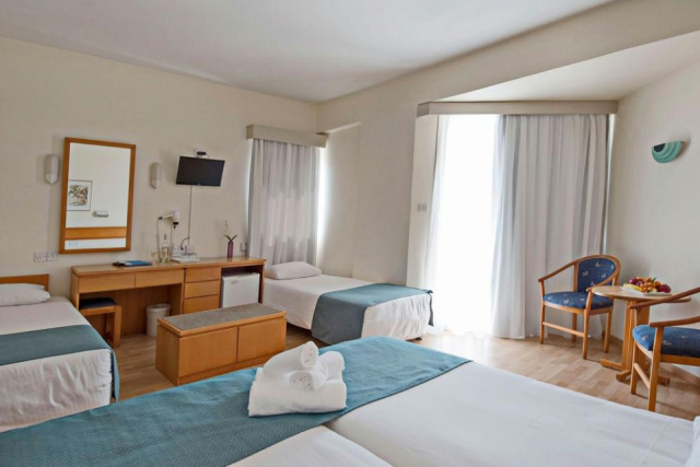
Kissos Hotel
