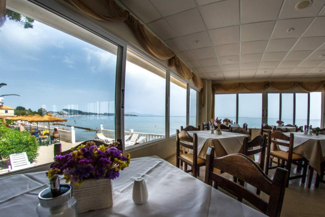 
Chryssi Akti Beach Hotel
