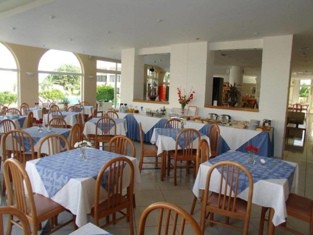 
Summerland Hotel
