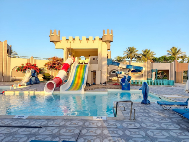 
SENTIDO AKASSIA BEACH
