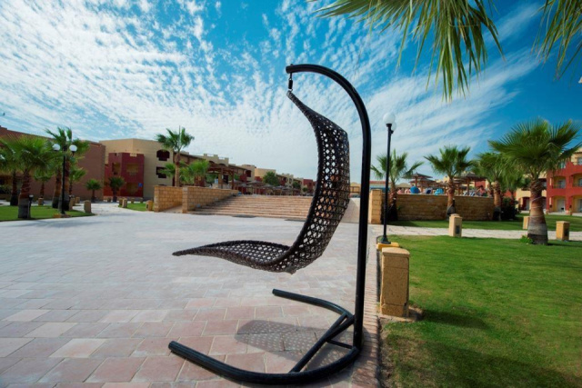
Casa Mare Resort (Ex. Royal Tulip Beach Resort)
