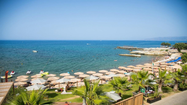 
Golden Beach Hotel

