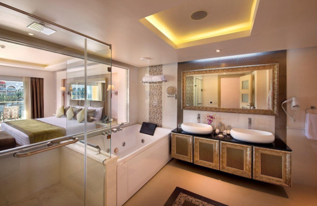 
Premier Le Reve Hotel & Spa
