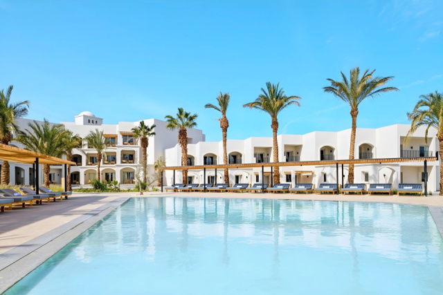 
SERRY BEACH RESORT
