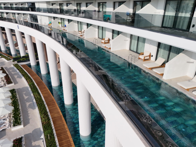 
Miracle Resort Hotel
