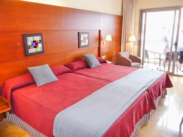 
PROTUR ROQUETAS & SPA
