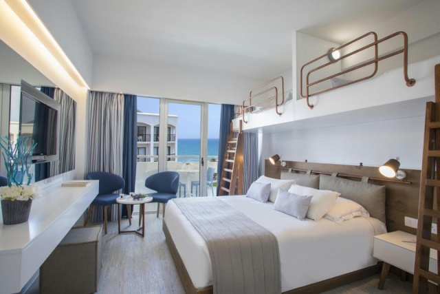 
Lordos Beach Hotel & Spa
