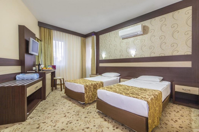 
Lonicera World Hotel

