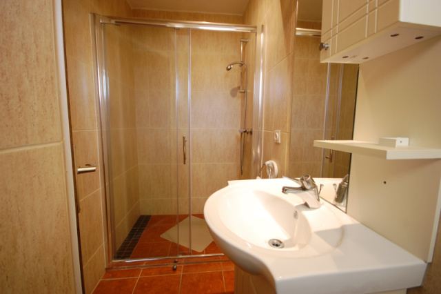 
Soldo Apartmanház- Krk-sziget - Malinska - Nyaralás Krk-szigeten
