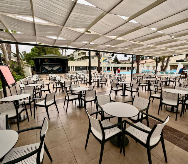 
Sandy Beach Hotel.
