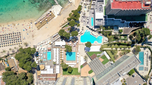 
Meliá South Beach Hotel
