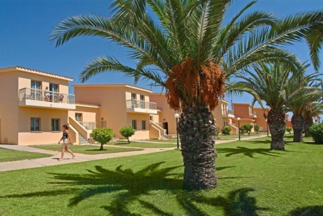 
Nissiana Hotel & Bungalows
