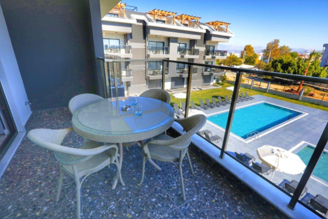 
A Suite Side
