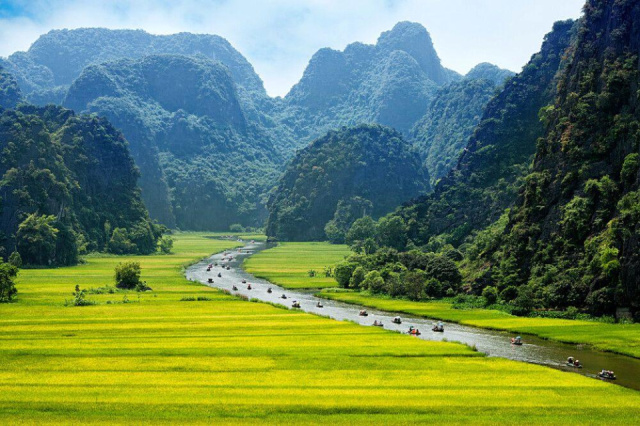 
Pünkösdi körutazás Vietnámban, pihenéssel Nha Trang tengerpartján - 2027. május
