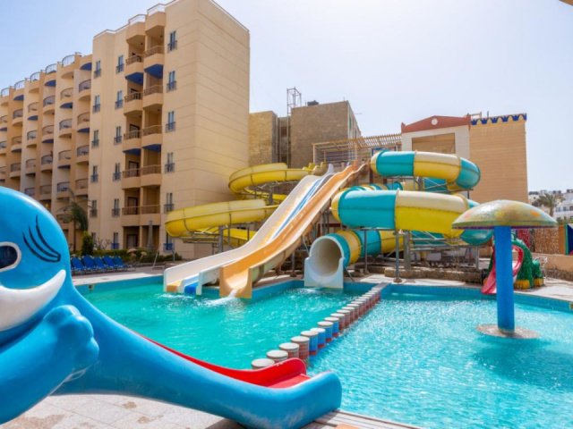 
Sphinx Aqua Park Beach Resort
