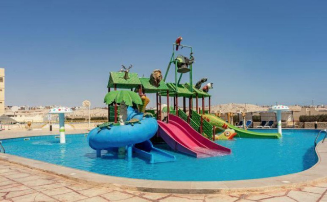 
Sunny Days Mirette Family Resort & Aqua Park
